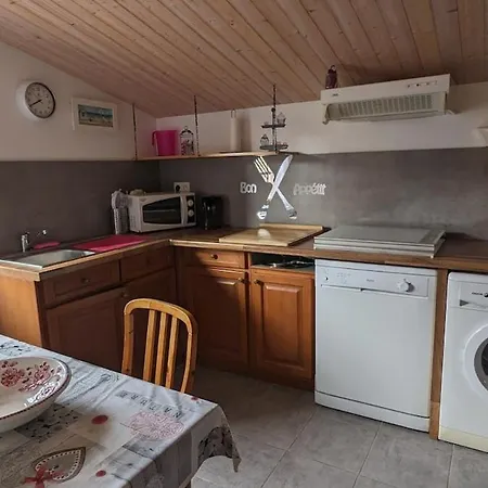 Vakantiehuis La Petite Grange 5 Km From The Sea La Chaize-Giraud